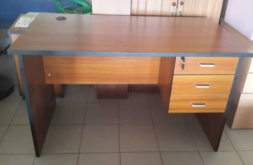 TABLE BUREAU TS-14-01